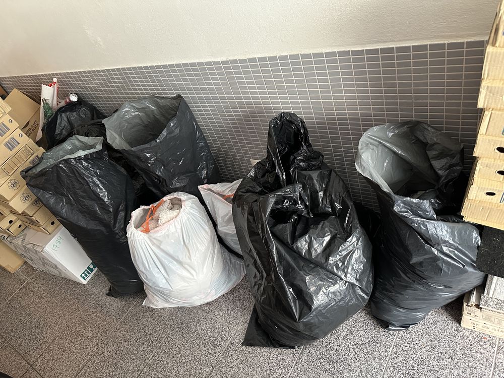 5 sacos roupa de marca menina 6-14 anos - vendo à peça