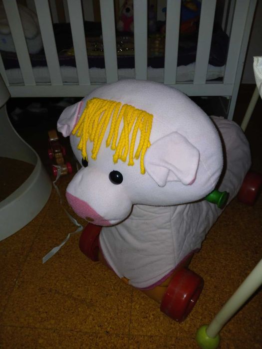 Quarto muito completo para bebé menina