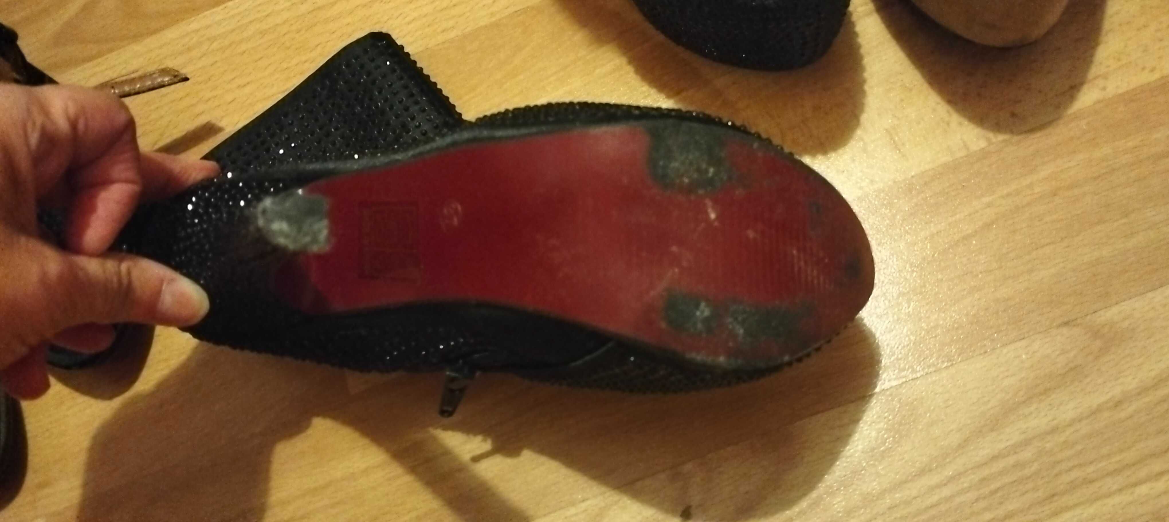Sapatos senhora em bom estado