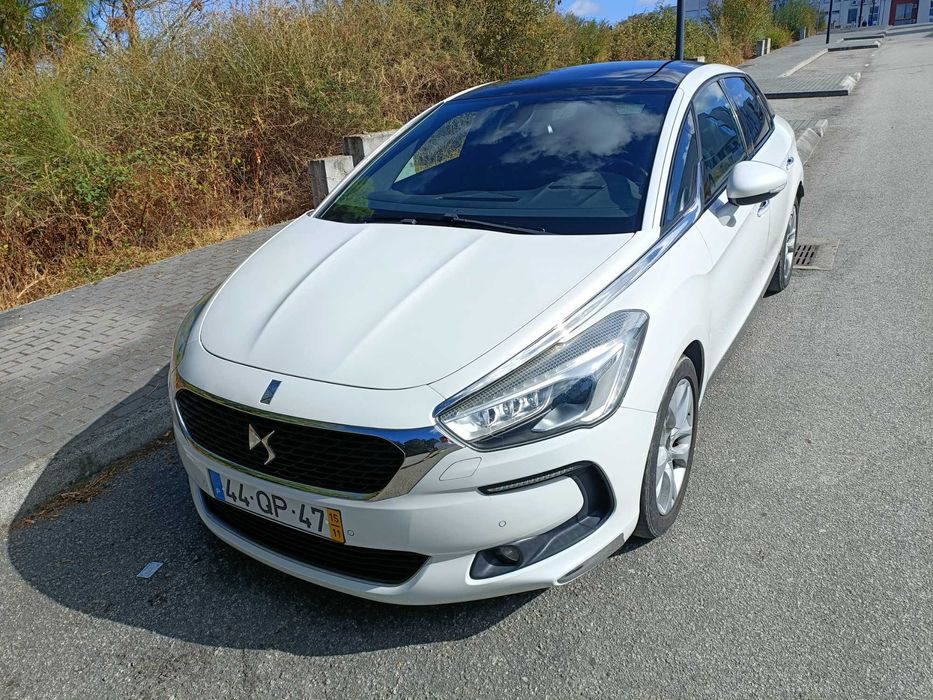 Vendo DS 5 de 2015. Particular e em bom estado