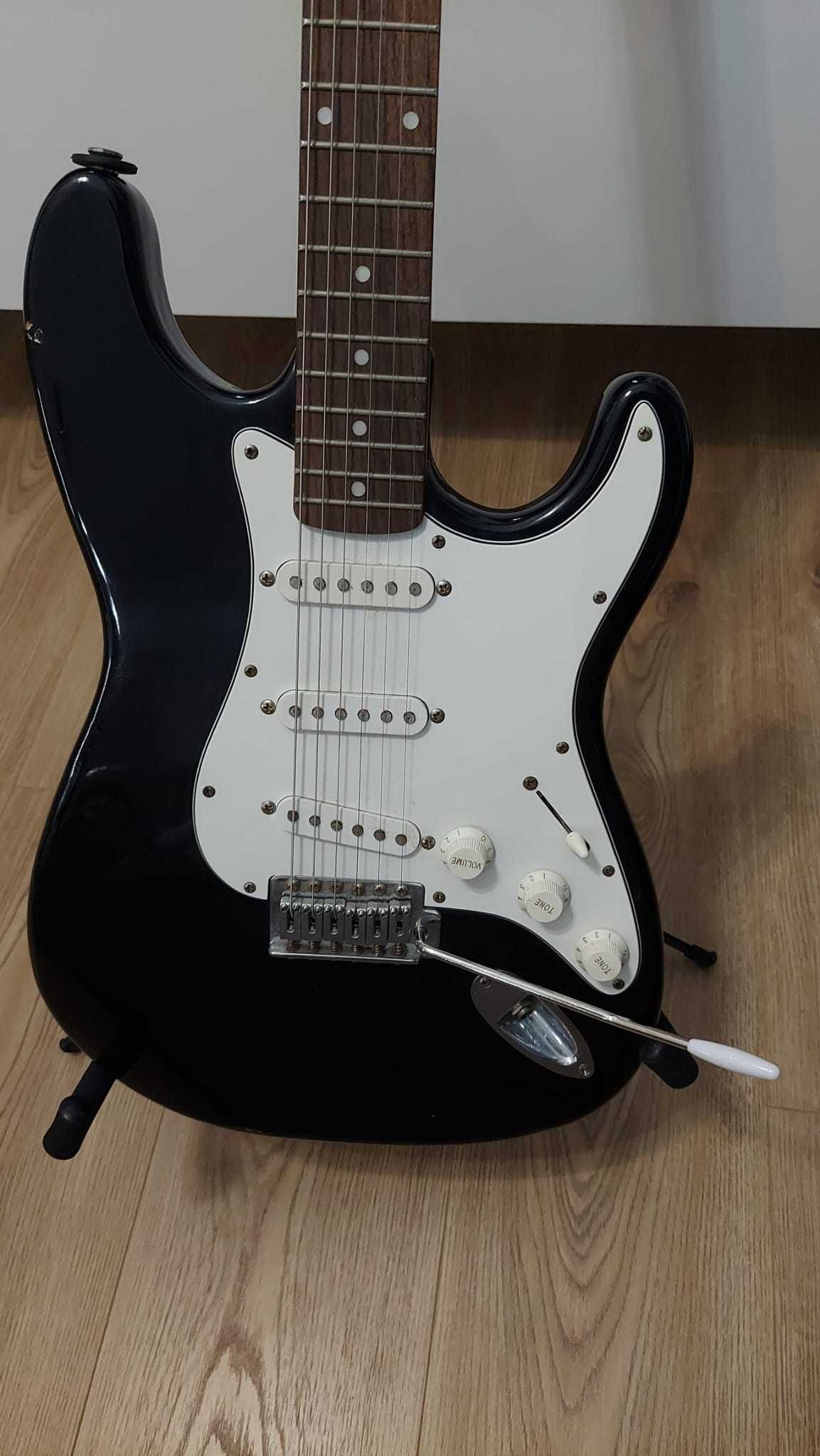 Gitara elektryczna Encore typu Stratocater