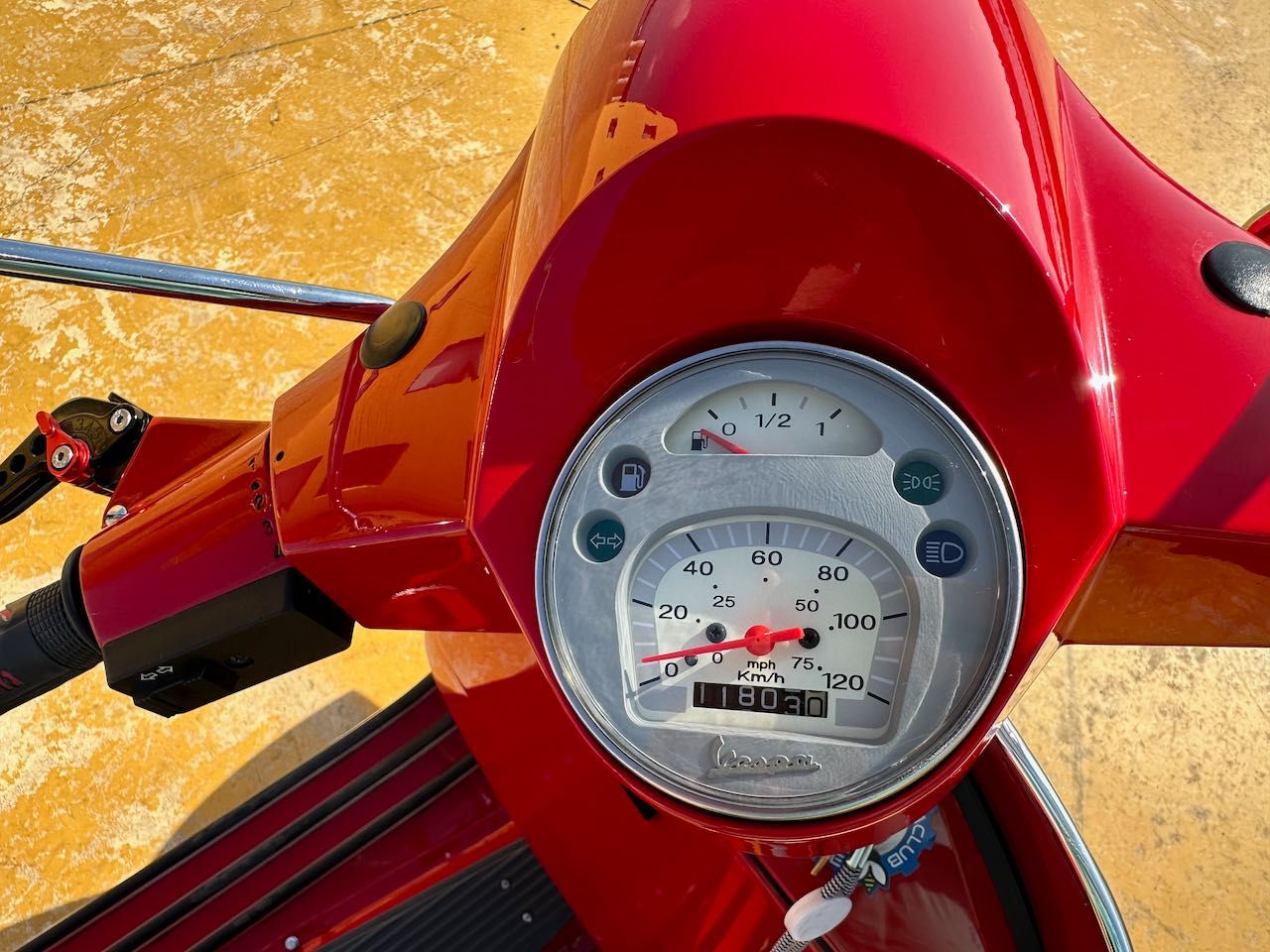 Vespa Px 200E classica