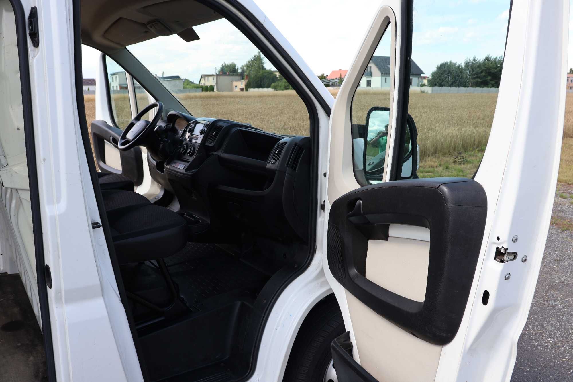 Samochód dostawczy Citroen Boxer 2,2 Diesel 140 PS