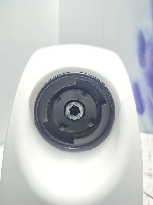 М'ясорубка  Moulinex HV4 (ME44)