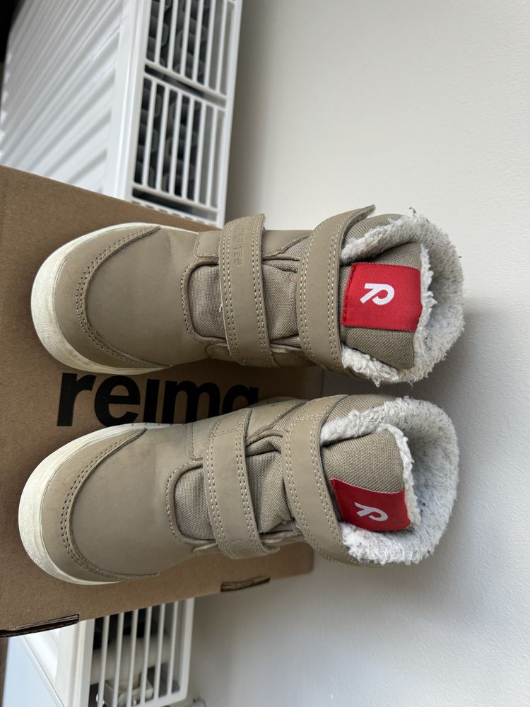 Зимове взуття дитяче черевики Reima 27 р