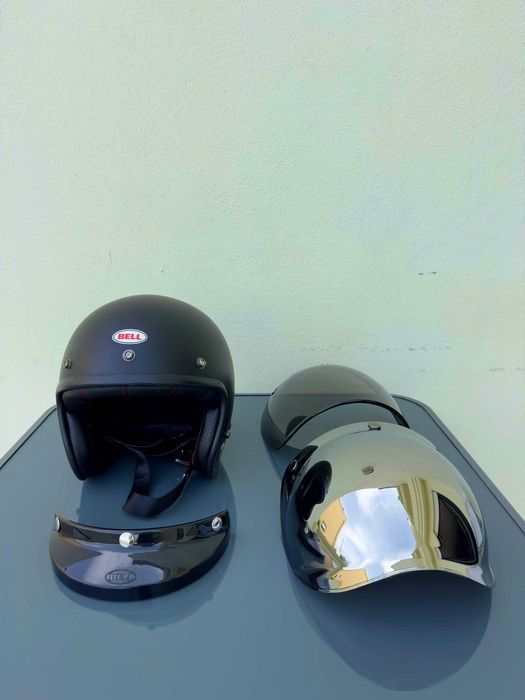Capacete aberto open face Bell Custom 500 preto matte