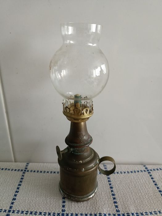 Lamparina a petróleo