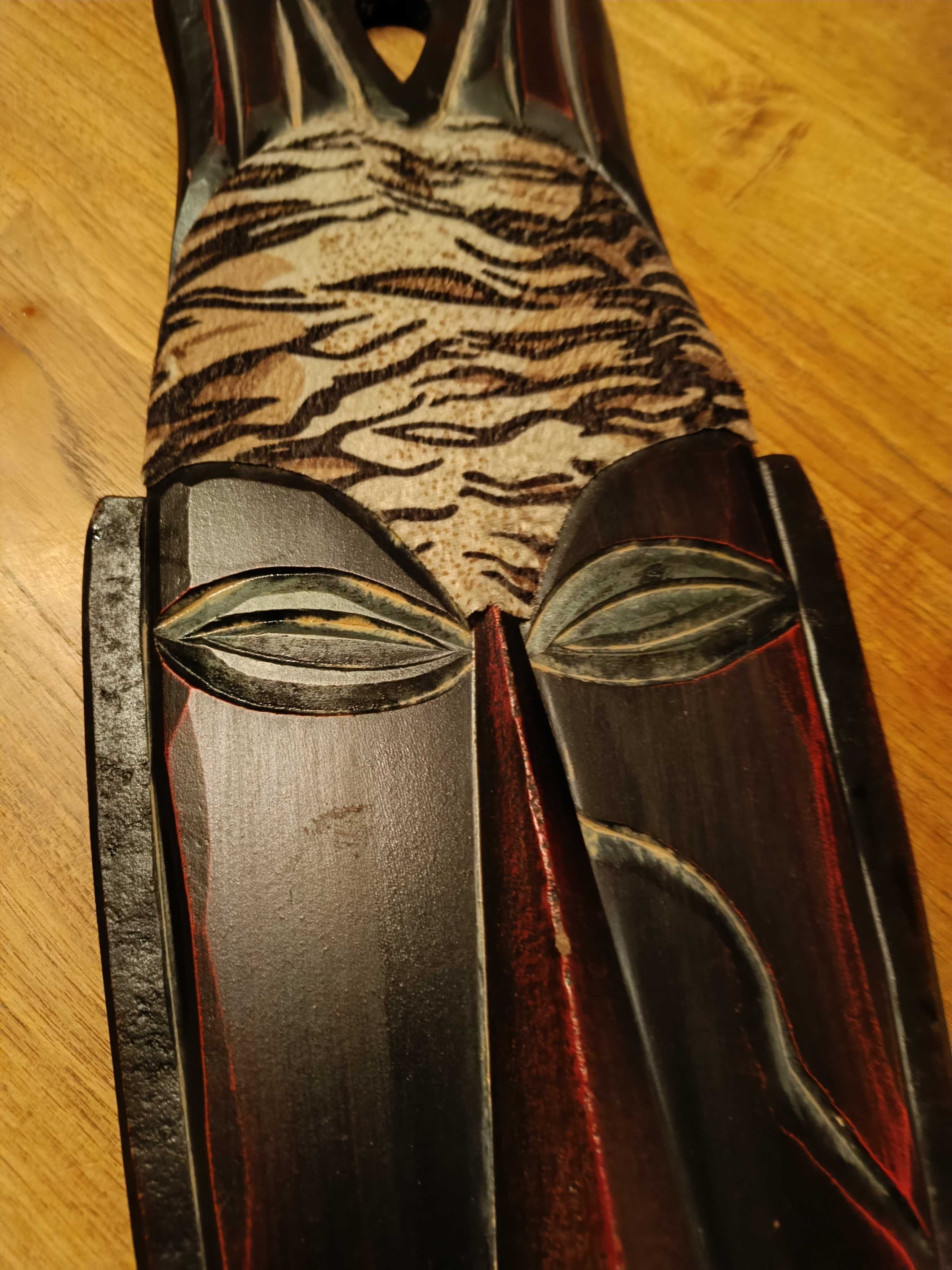Maska drewniana, duża (około 80 cm), stara