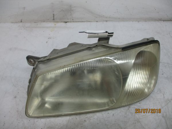 Ótica / farol esquerda HYUNDAI Accent II (LC)