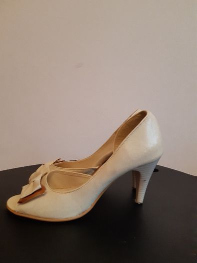 buty na obcasie peep toe beżowe nude 37 odkryte palce