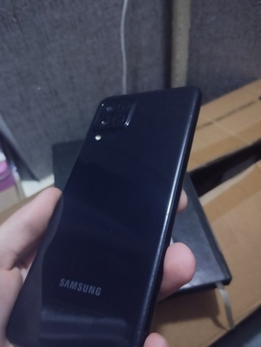 Смартфон Samsung A22