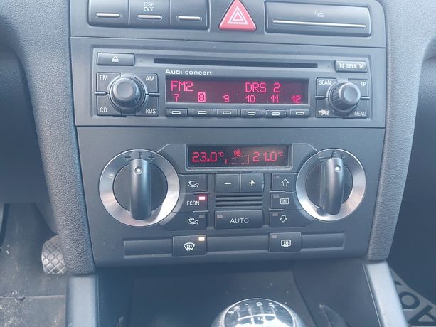 Oryginalne radio audi a3 8p a4 b6 b7