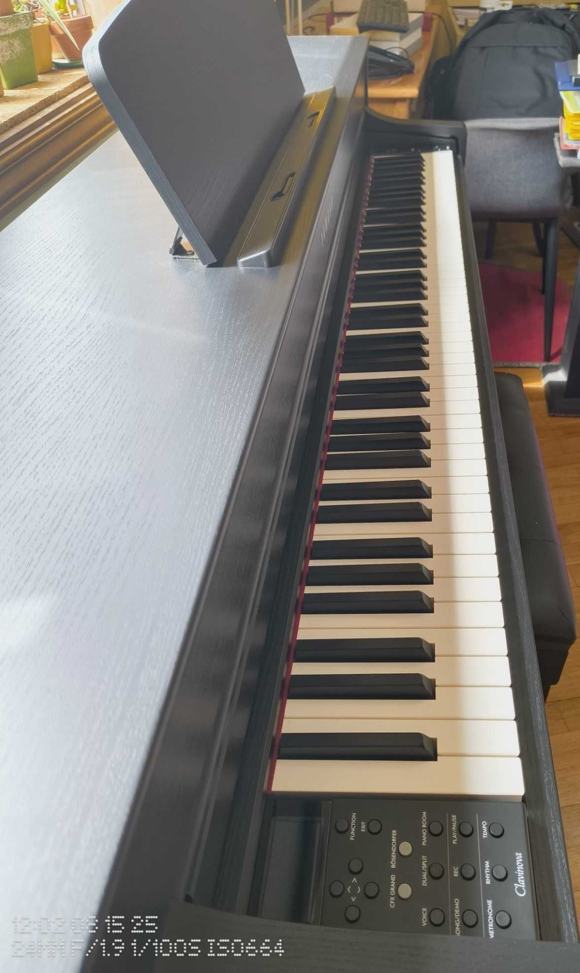 Piano Digital Yamaha Clavinola CLP-735 B