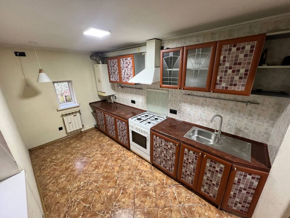 Сдам в оренду 4-х кім будинок на севастопольскій пл пр Лобановського