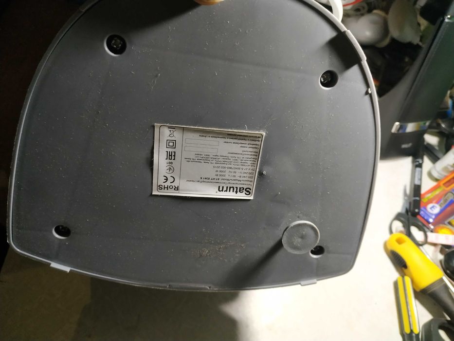 Saturn ST-HT8341k тепловентилятор з поворотною підставкою