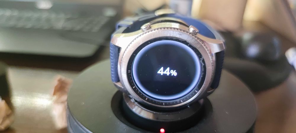 Смартгодинник Samsung Gear S3 Classic + ремінці + чохли