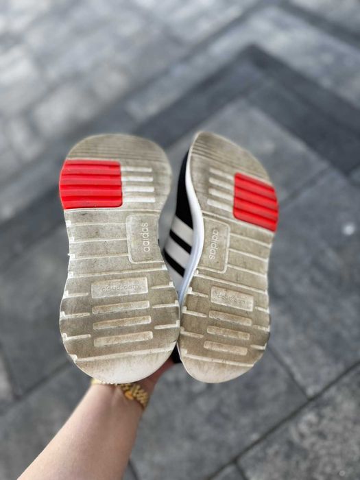 Кросівкі Adidas розмір 33 бу