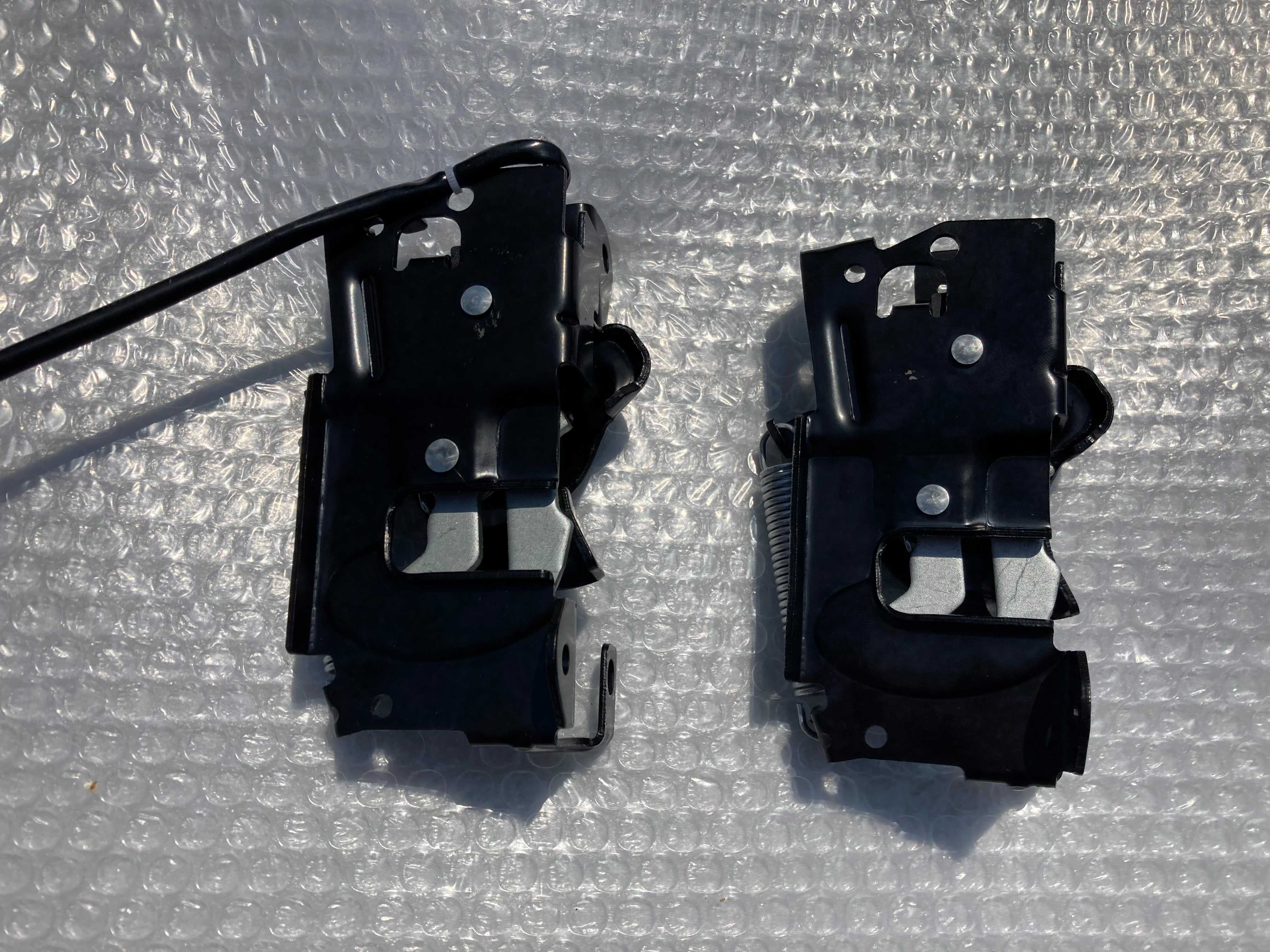 Замок капота LH/RH BMW X1 F48 2015-2019год.