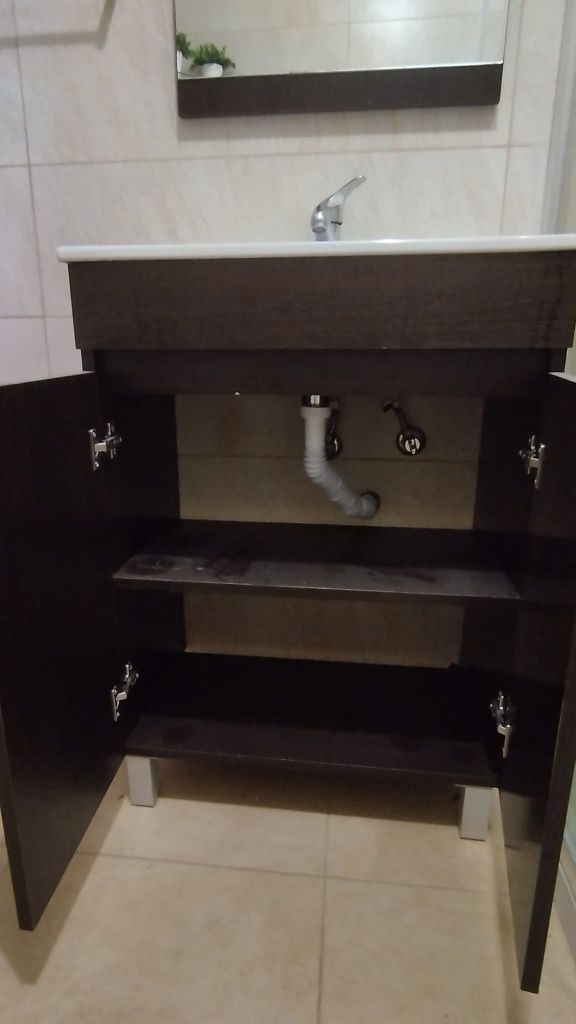 Móvel WC + lavatório + espelho + lâmpada