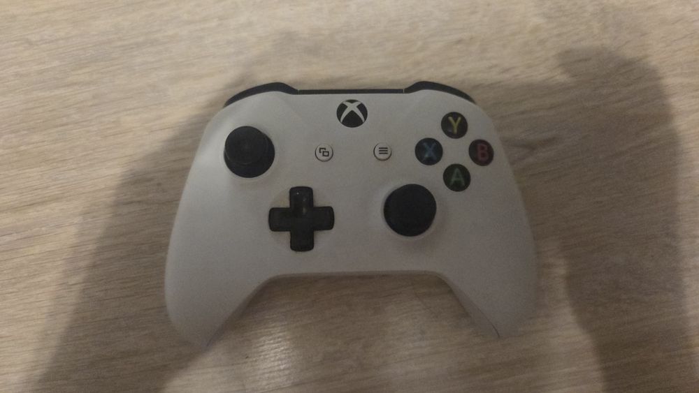 Konsola XBOX ONE S 1tb