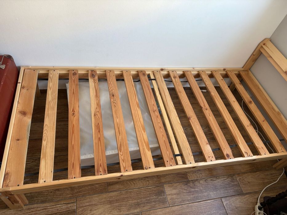 łóżko drewaniane ikea 90x200