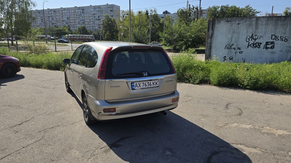 Honda Stream 2002