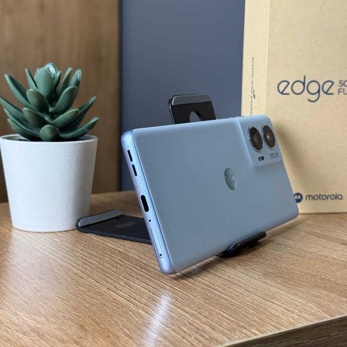 НОВИЙ Смартфон Motorola Moto Edge 50 Fusion 8/256GB