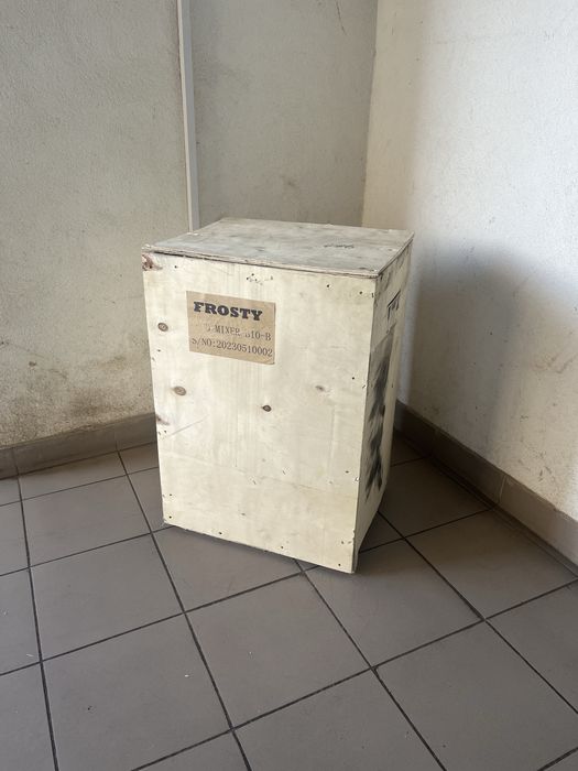 Тістоміс-Міксер Планетарний Frosty Італія Обʼєм-10 Літрів Новий!