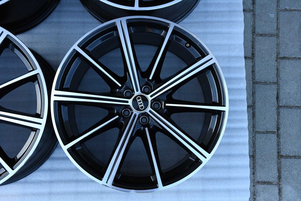 Felgi aluminiowe Audi 21 Q7 SQ7 4M0 A7 A8 Rs6 Rs7 Audi Sport