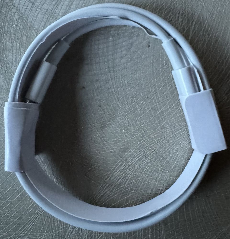 Nowy Kabel USB-C do Lightning,