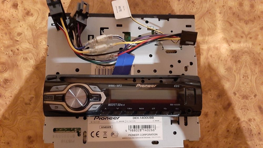 Sprzedam radio PIONEER DEH-1400UBB