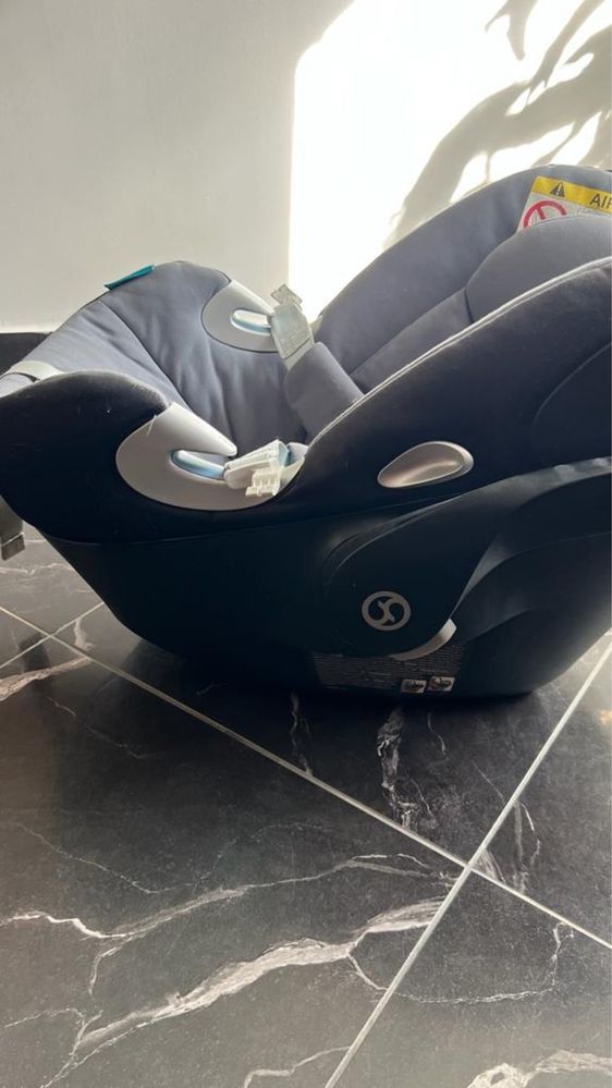 Fotelik cybex platinum dla dziecka plus podstawa isofix