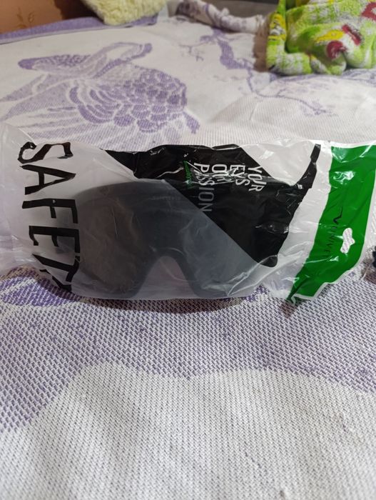 Продаются очки резчика