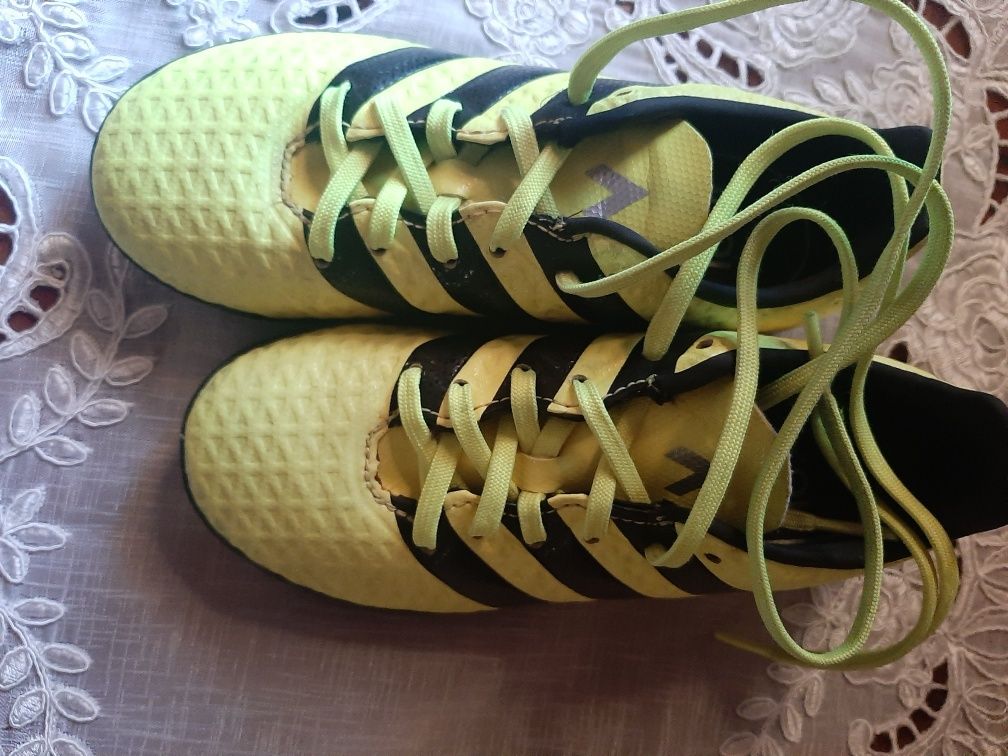 Buty Adidas chłopięce