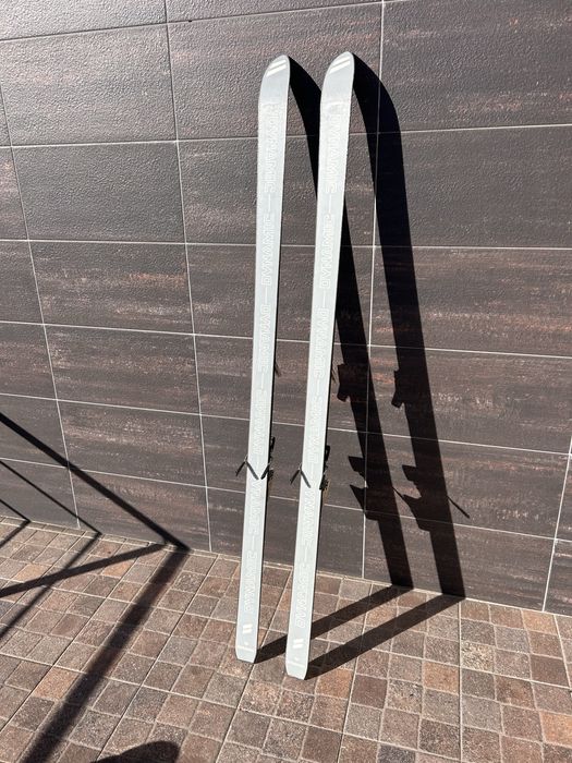 Skis Dynamic VR23
