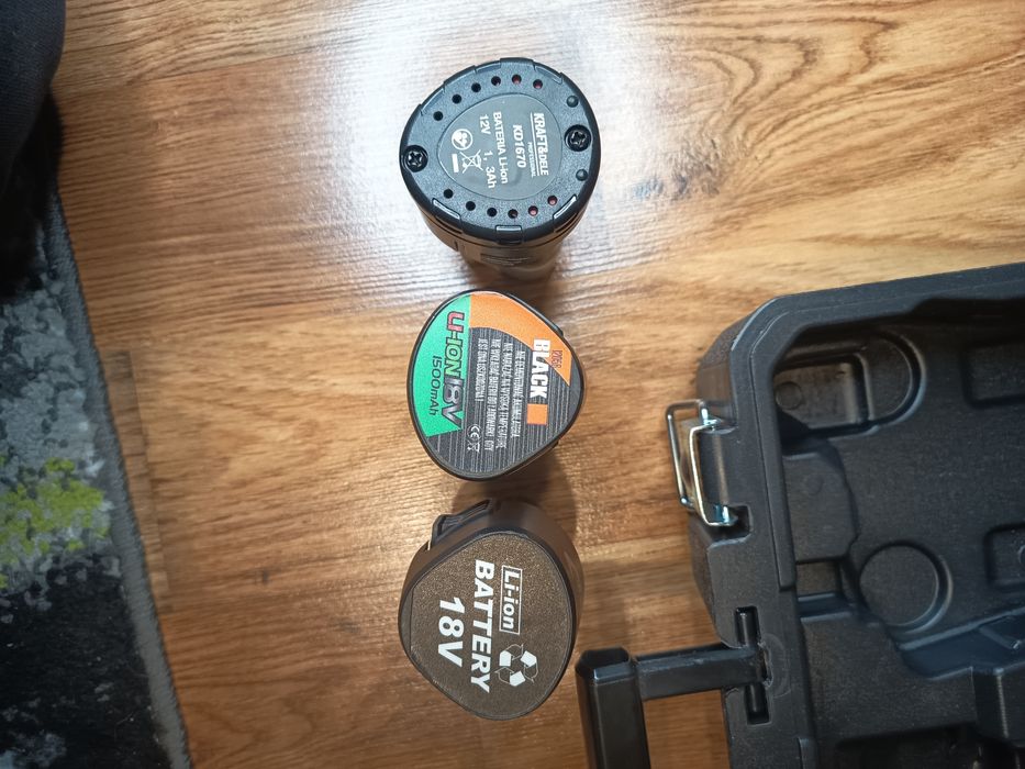 Wkrętarka Kraft&Dele KD-3066 + 3 akumulatory + zestaw bitów i wierteł