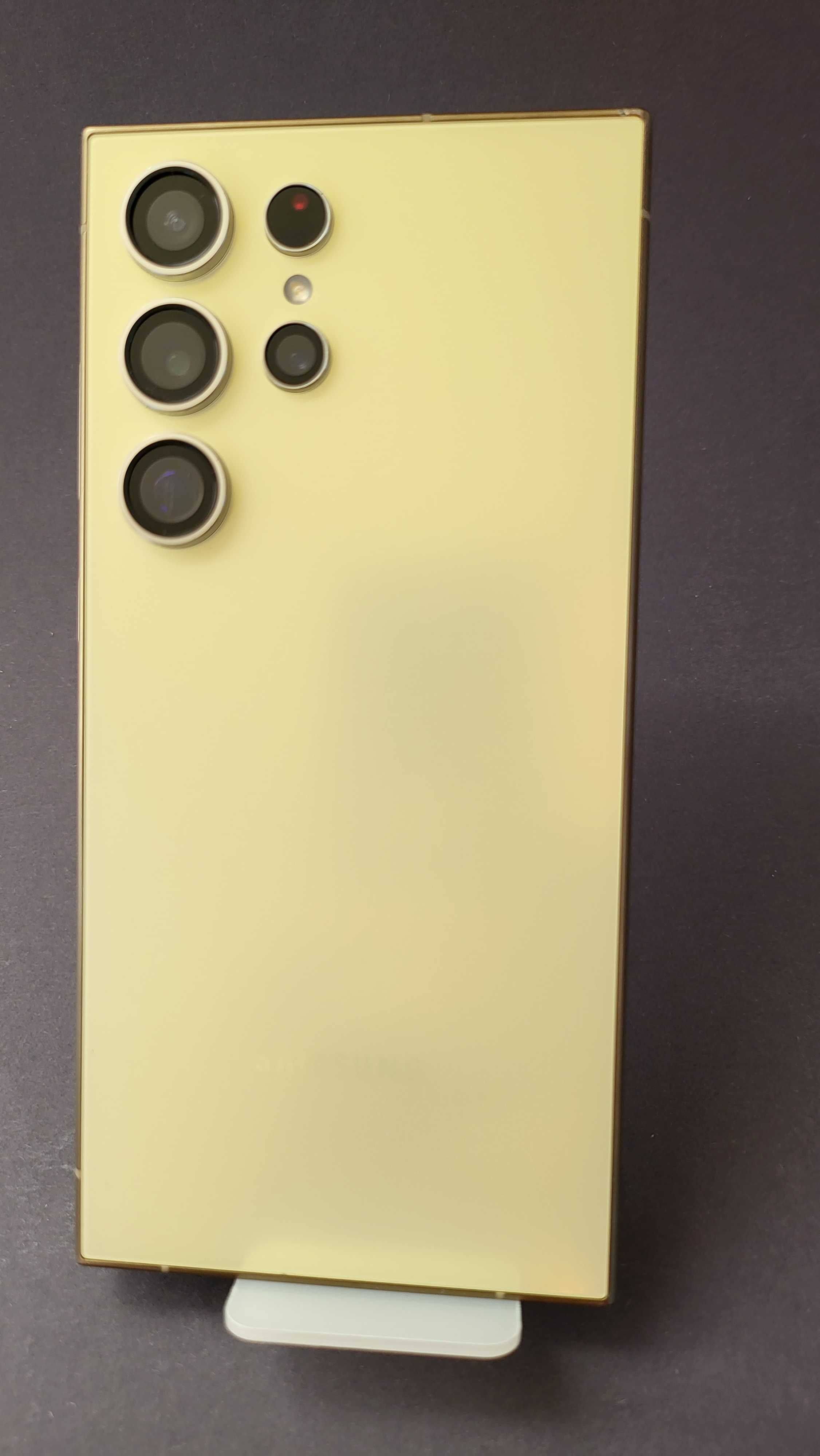 Samsung GALAXY S24 ULTRA GOLD 256G/12G  ГАРАНТІЯ 0706-16