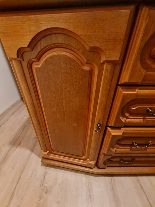 Sprzedam komodę dębową