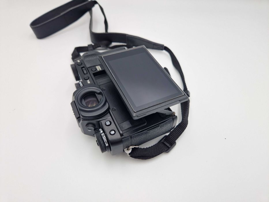 WYPRZEDAŻ Aparat Fujifilm X-T1 32GB - tylko 12 tys. zdjęć