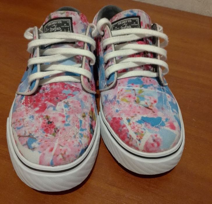 Кеди женские найк