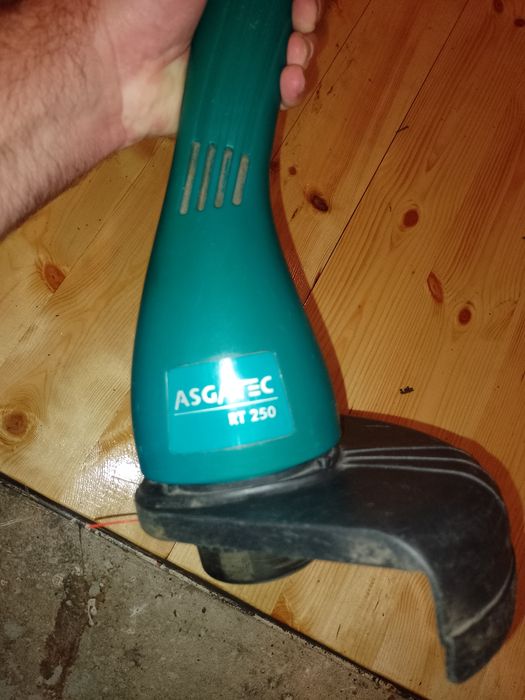 Podkaszarka żyłkowa 230 v