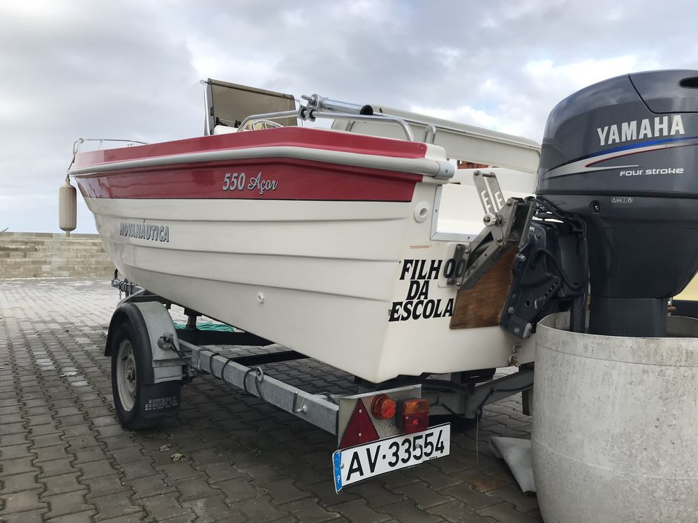 Barco marca Nautica 550 Açor rigorosamente novo