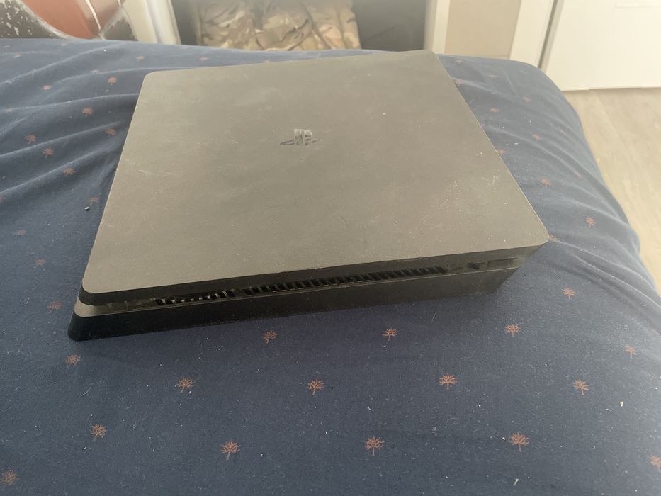 Ps4 slim (+ігри)