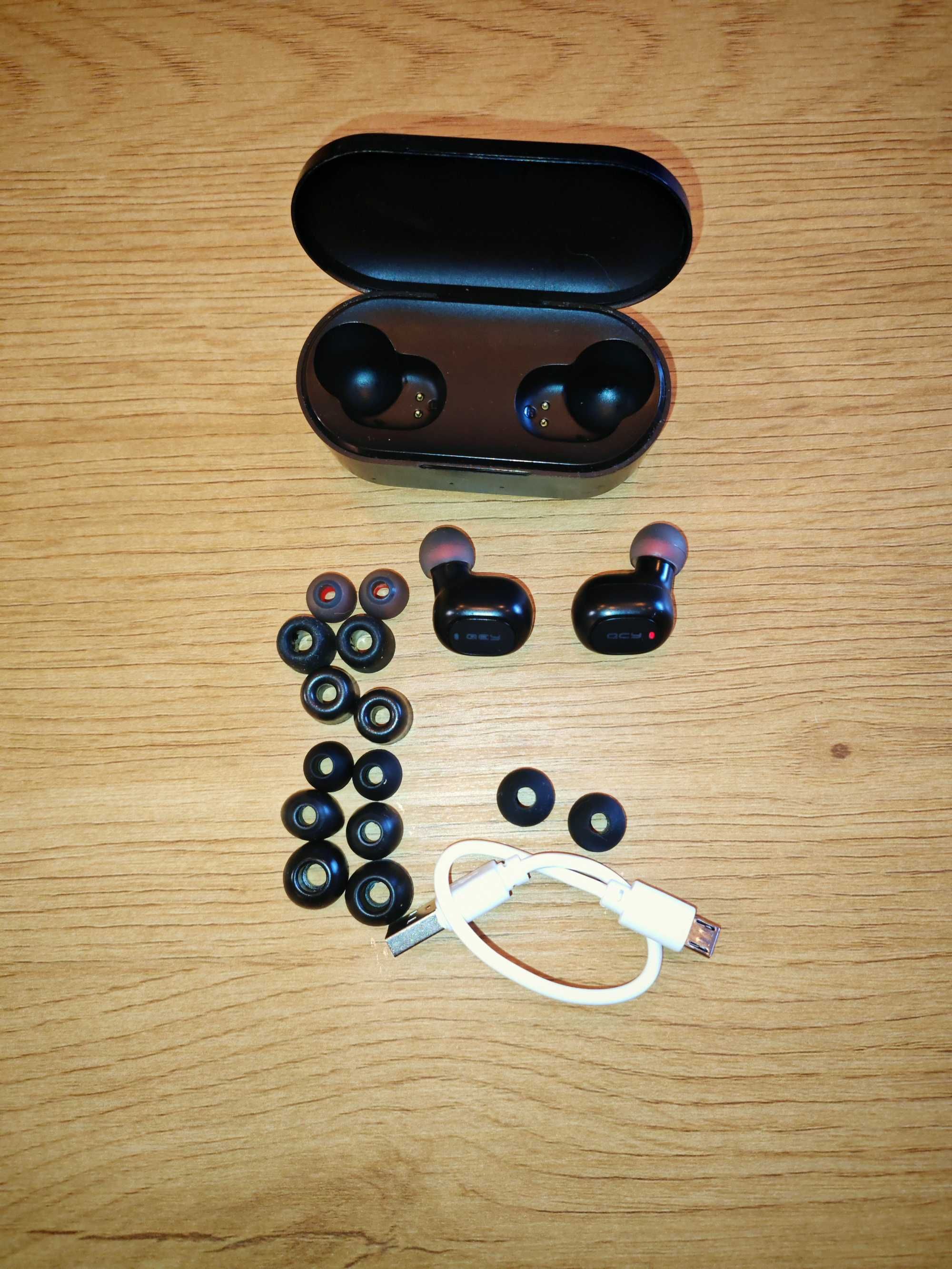 Fones Bluetooth QCY QS2  – Preto + 6 pares de tips extra