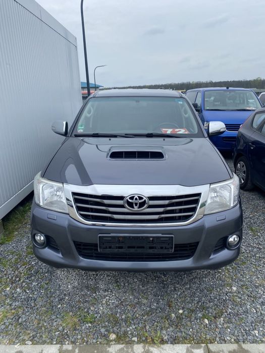 Toyota Hilux Double Cab Life 4x4