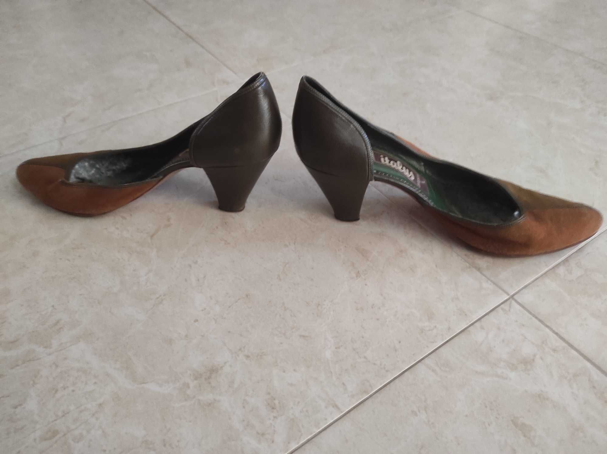 Sapatos, socas e botas