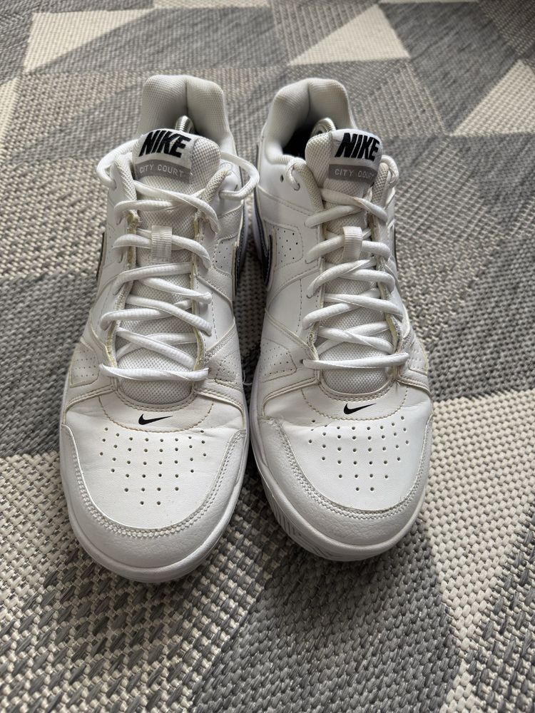 Чоловічі кросівки Nike City Court