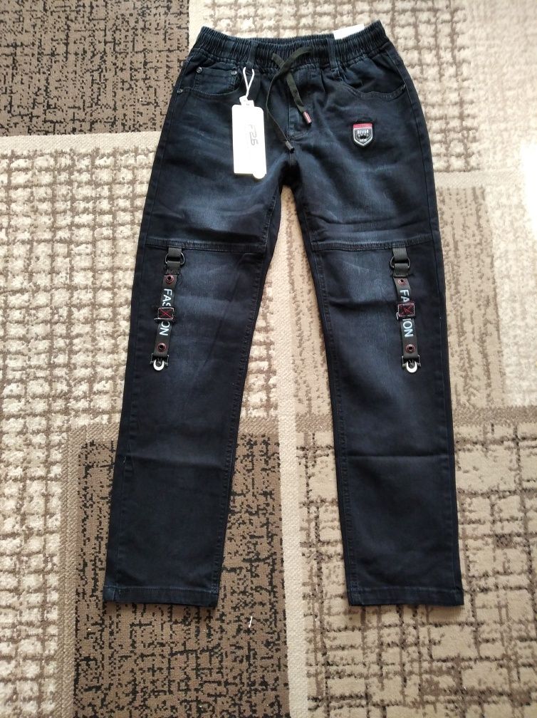 Новые джинсы на 146-152