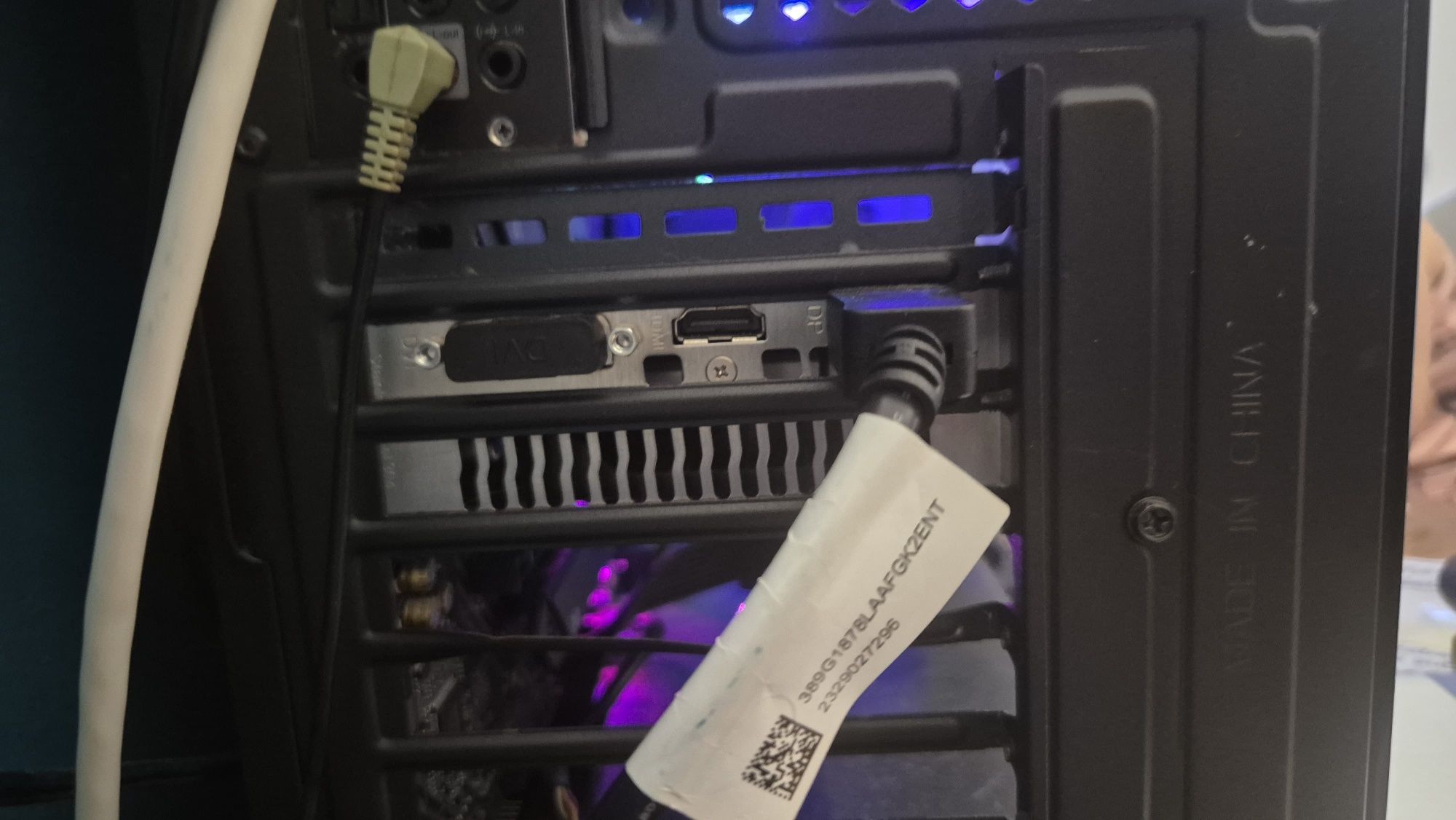 Placa Gráfica GTX 1660 Super TUF Gaming - Impecável