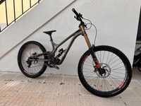 Commencal supreme team 2022